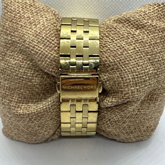 Michael Kors Ritz MK5676 Women\'s Gold Stainless Steel Analog Dial Watch JNA247 main image 6